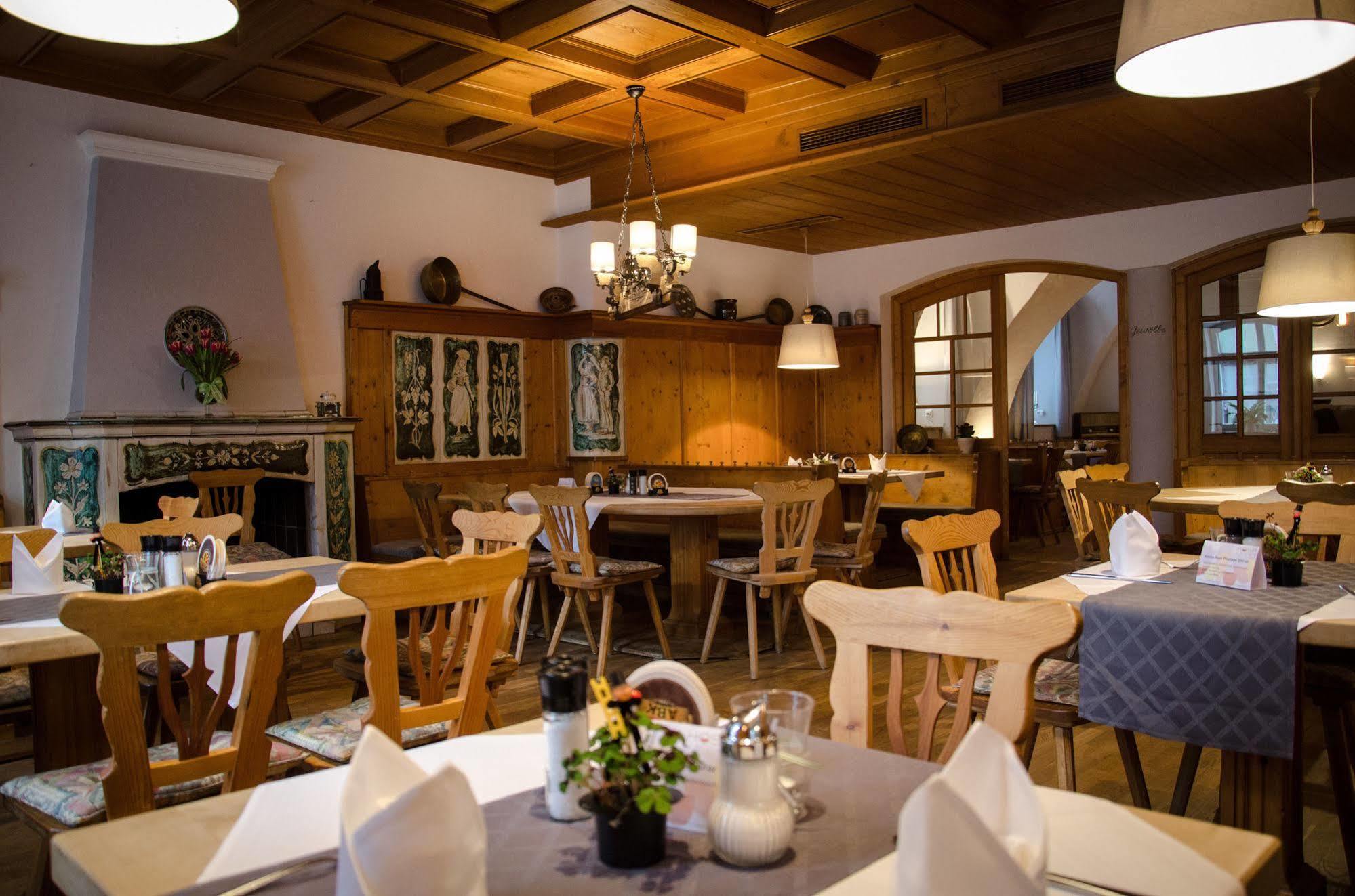 Hotel Blaue Traube Schongau Eksteriør billede